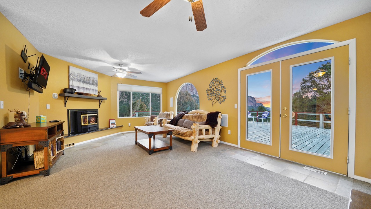 Photo of Livingroom in Whitewater