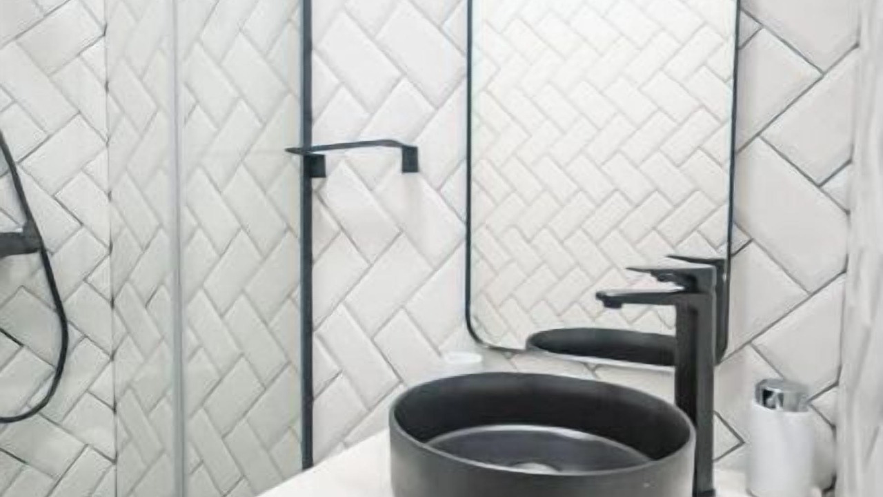 Photo of Bathroom in Bilbao City Centre