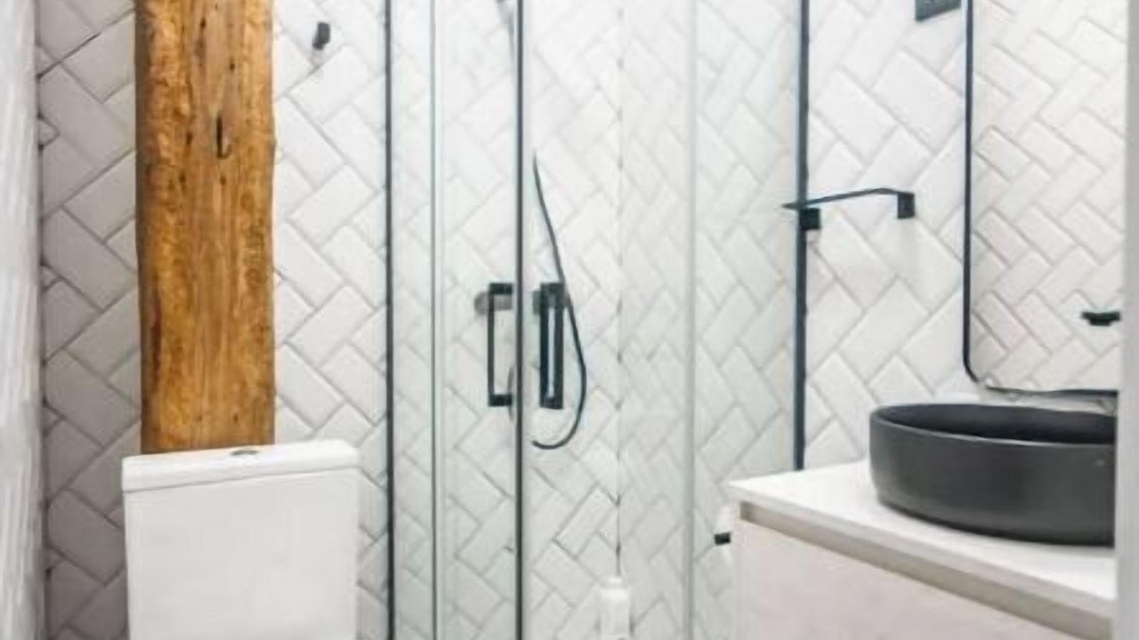 Photo of Bathroom in Bilbao City Centre