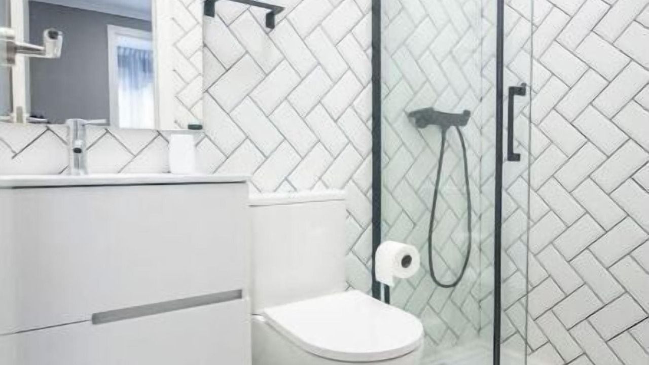 Photo of Bathroom in Bilbao City Centre