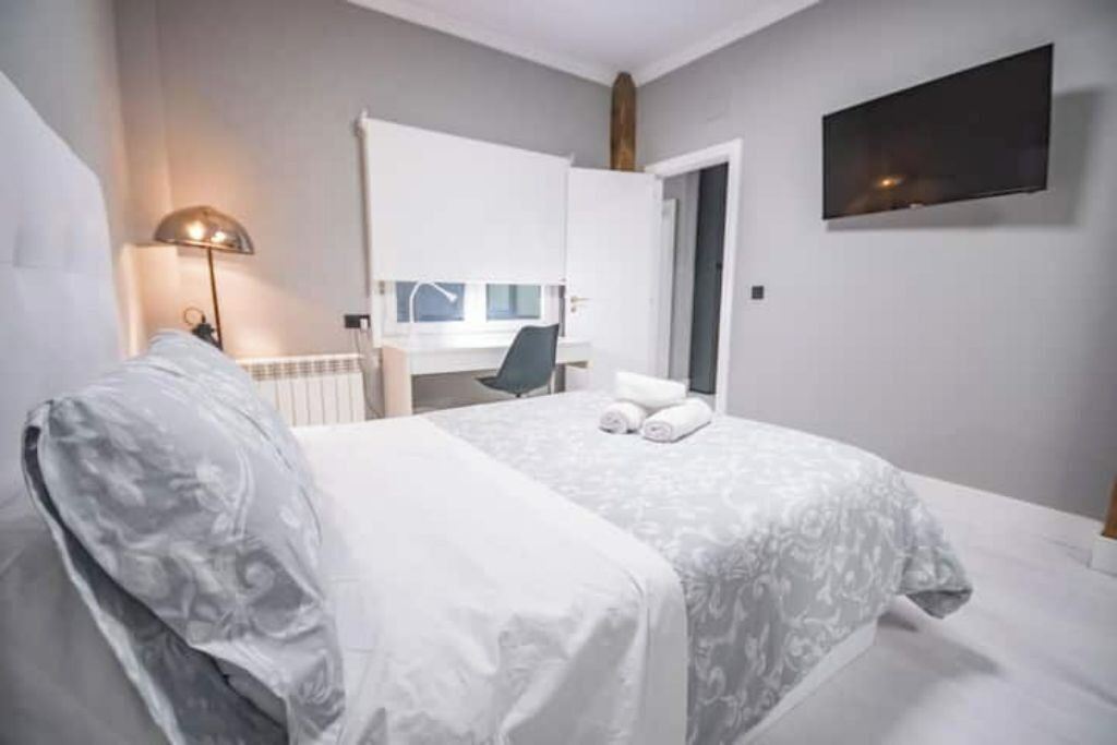 Photo of Bedroom in Bilbao City Centre