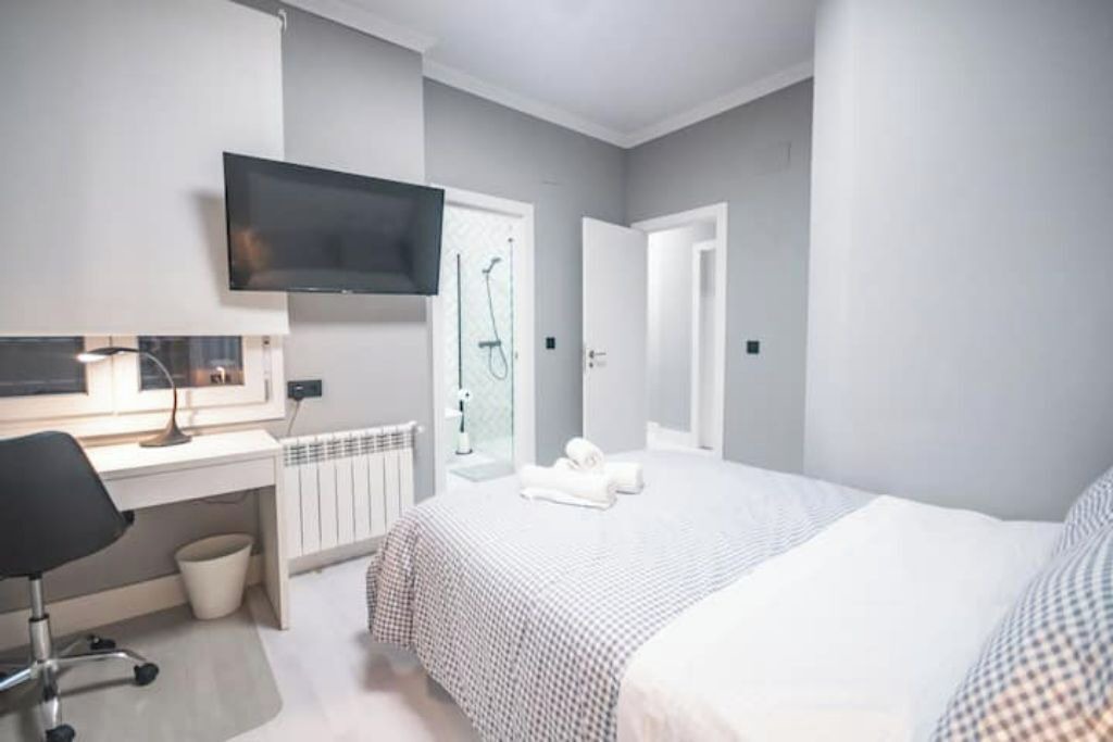 Photo of Bedroom in Bilbao City Centre