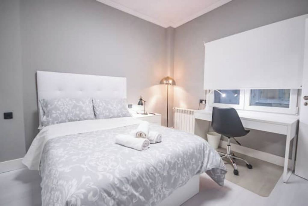 Photo of Bedroom in Bilbao City Centre