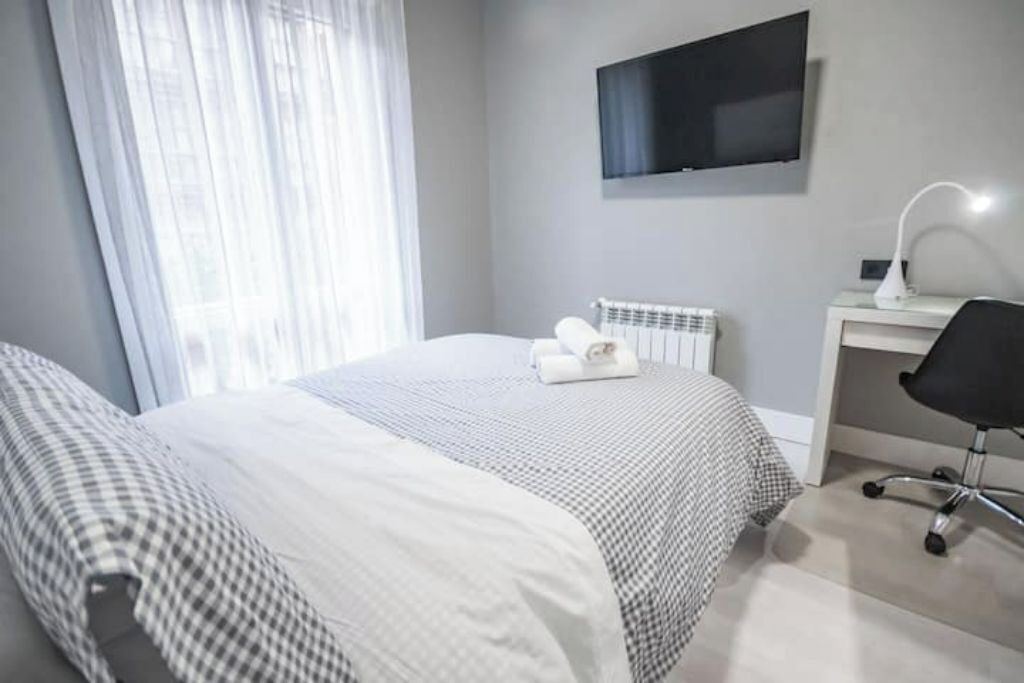 Photo of Bedroom in Bilbao City Centre