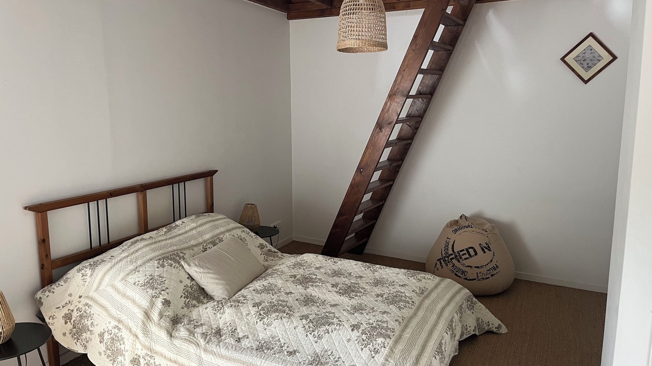 Photo of Bedroom in Recloses