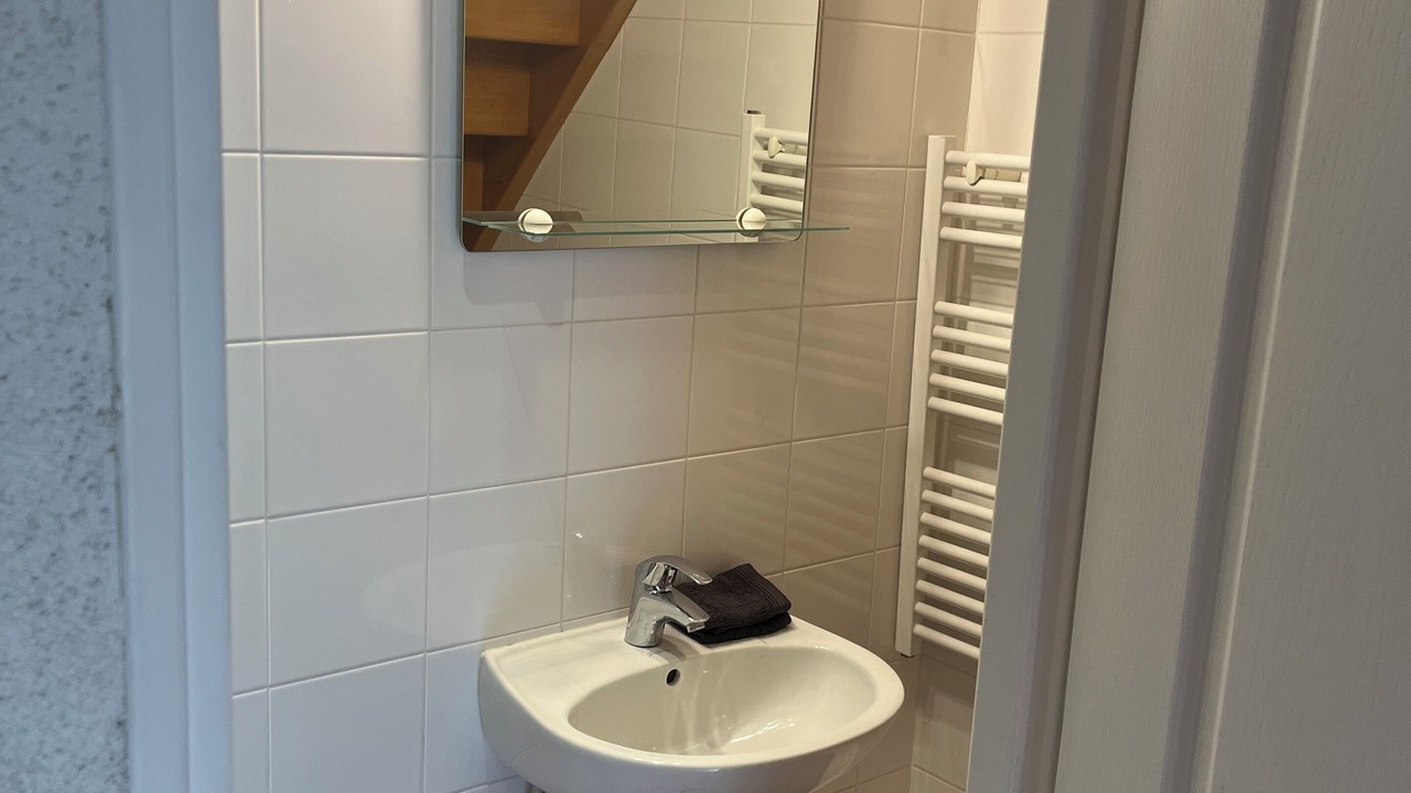 Photo of Bathroom in Recloses