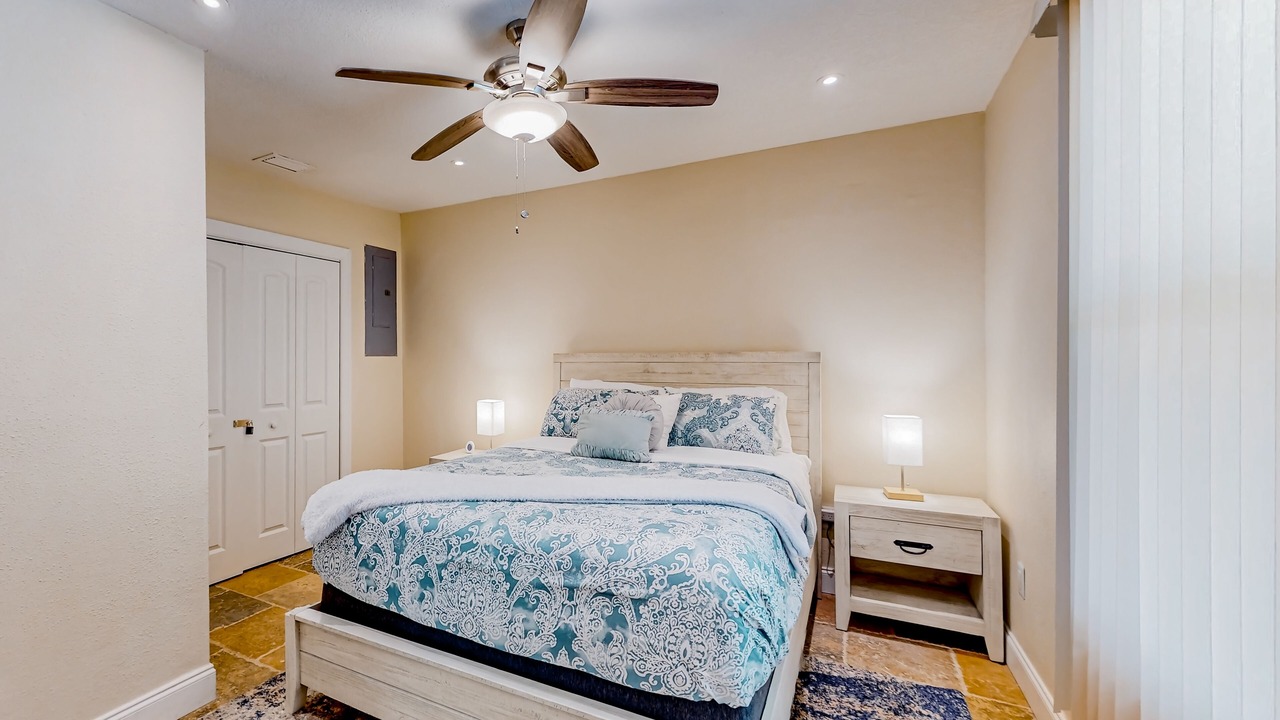 Photo of Bedroom in Bayou Oaks