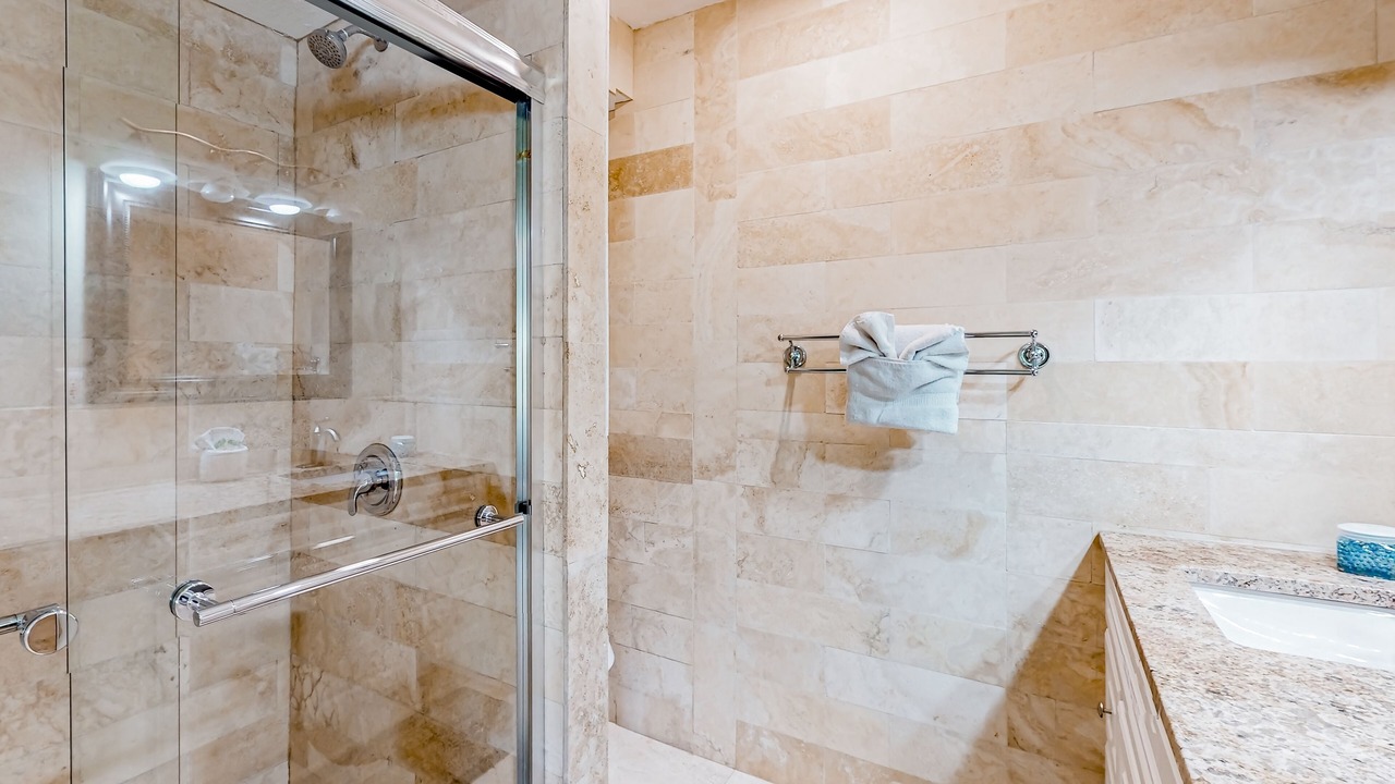 Photo of Bathroom in Bayou Oaks