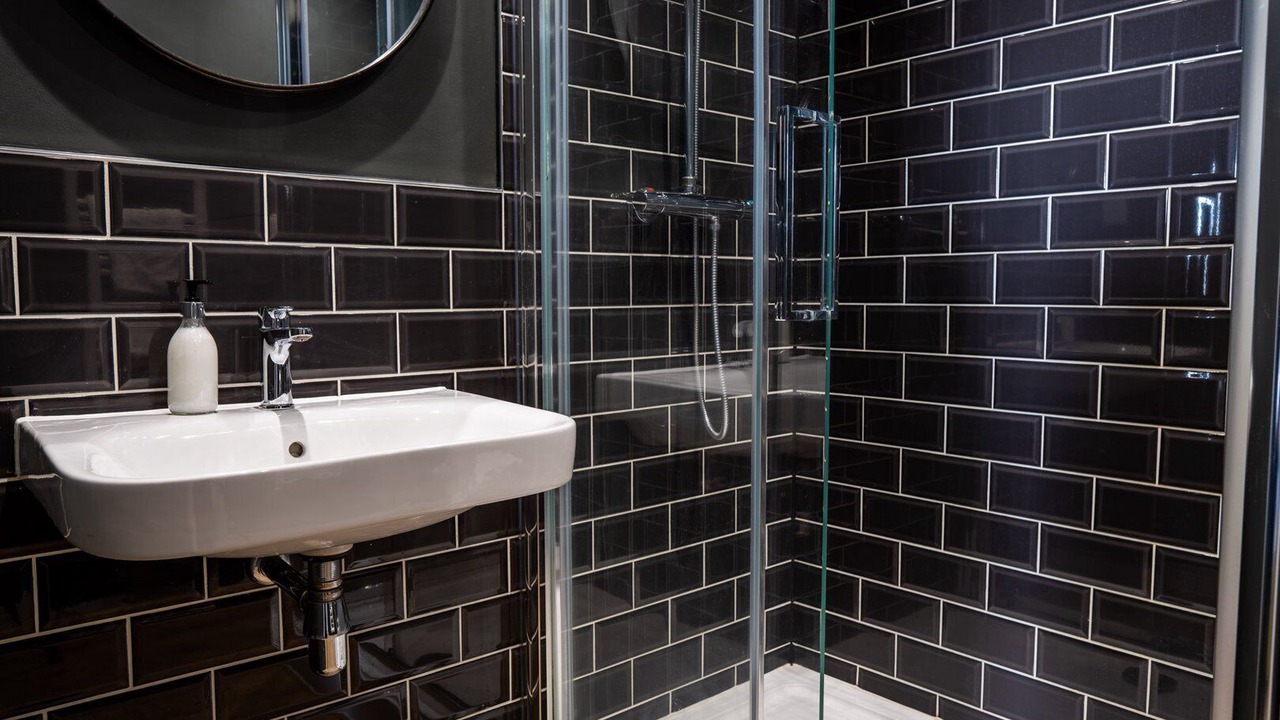 Photo of Bathroom in Butetown