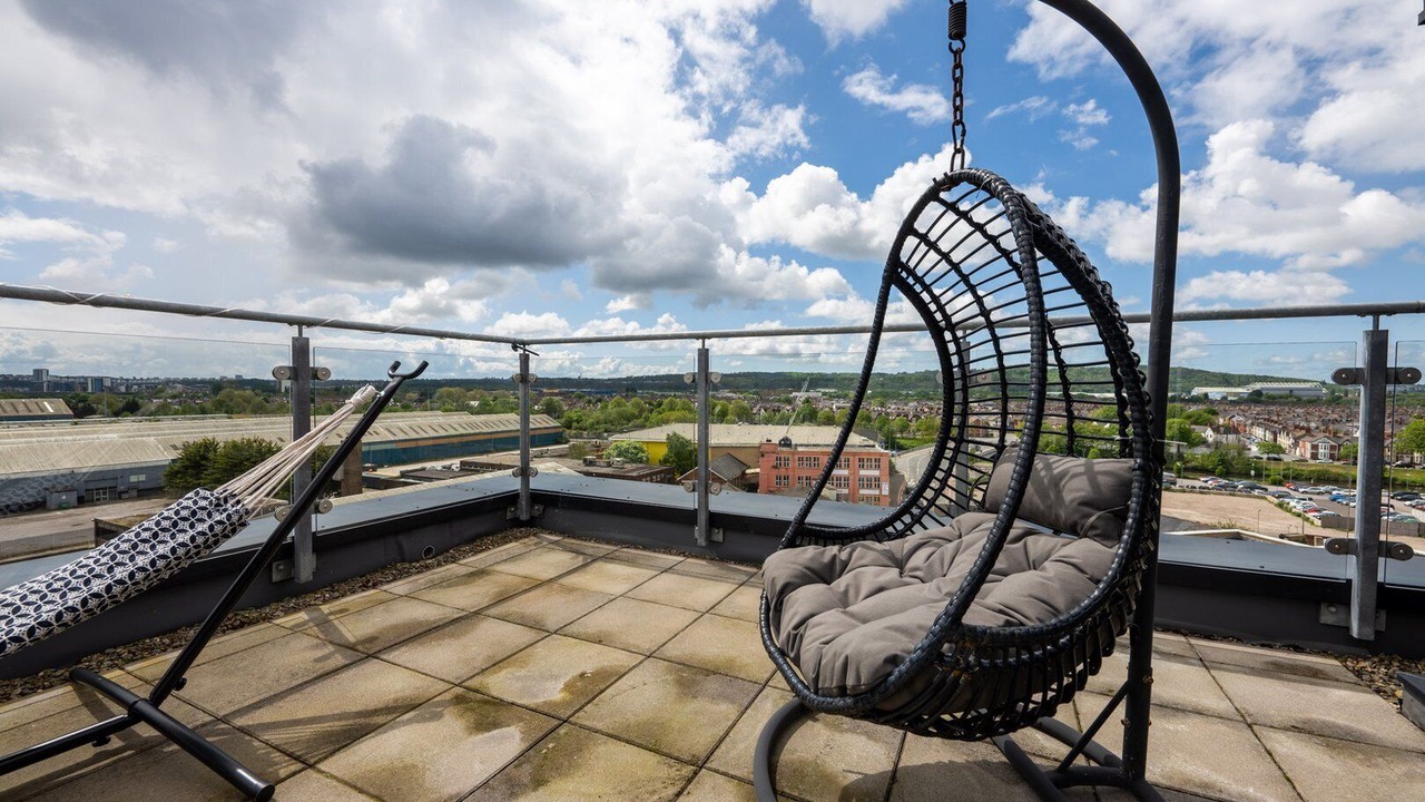 Photo of Patio Balcony in Butetown