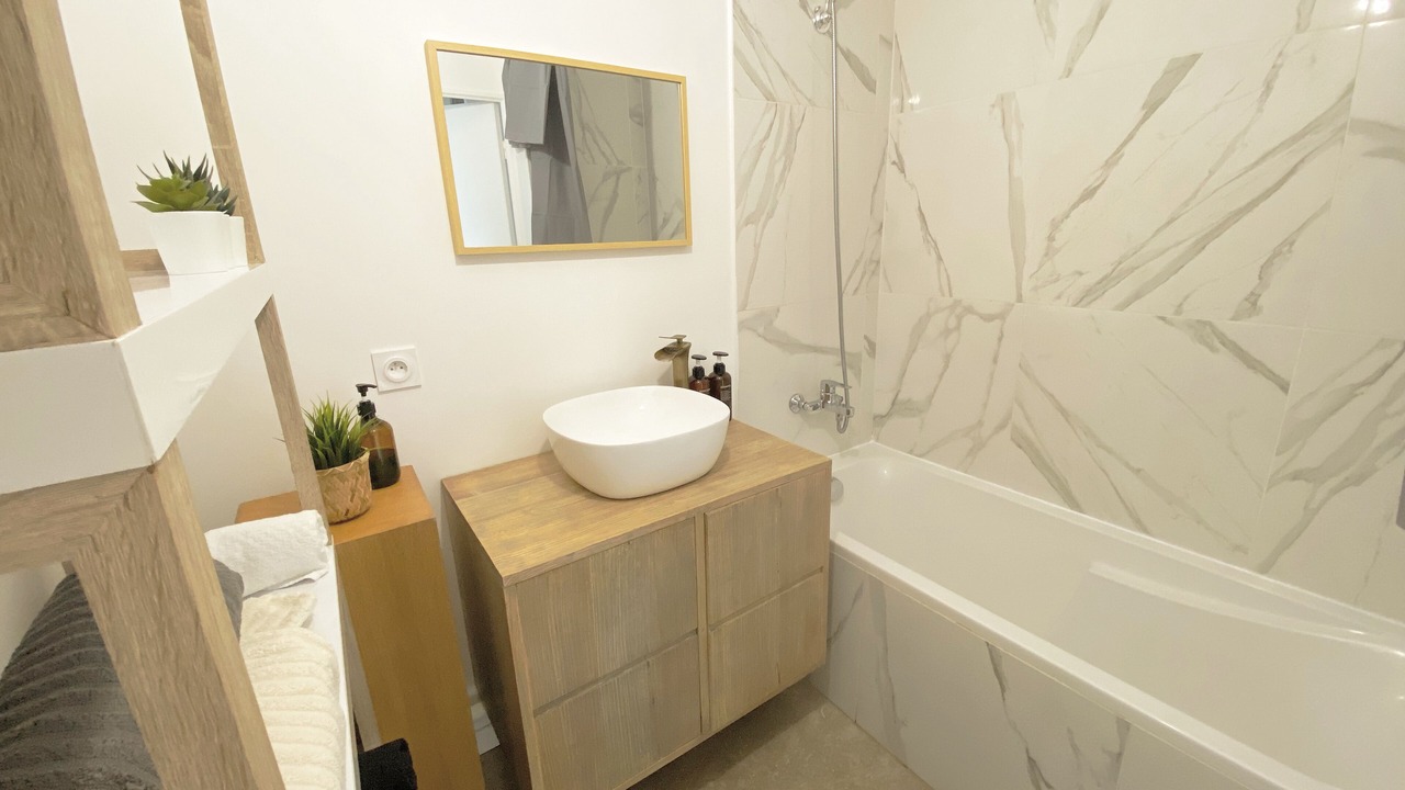 Photo of Bathroom in Les Chutes Lavie
