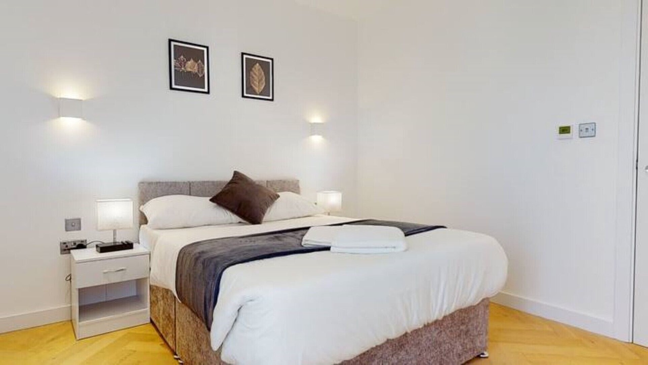 Photo of Bedroom in Dudden Hill