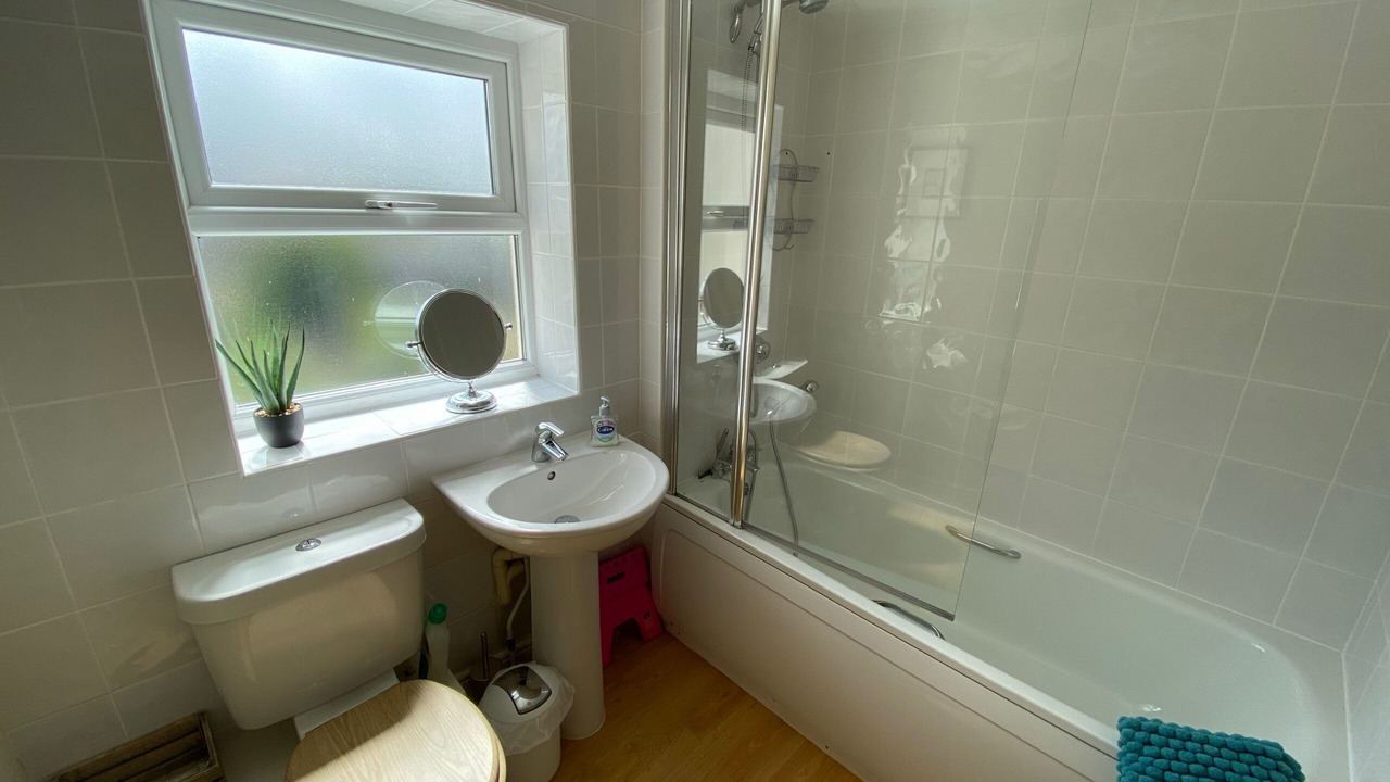 Photo of Bathroom in Instow
