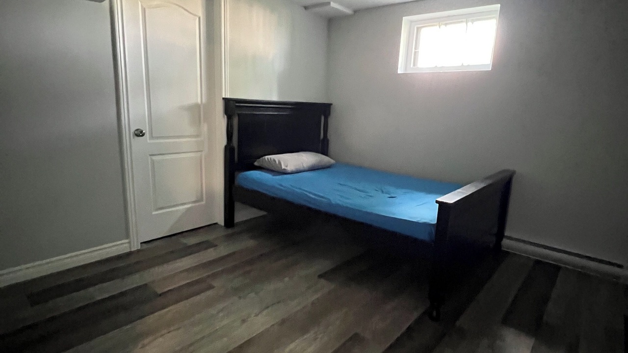 Photo of Bedroom in Pointe-Fortune