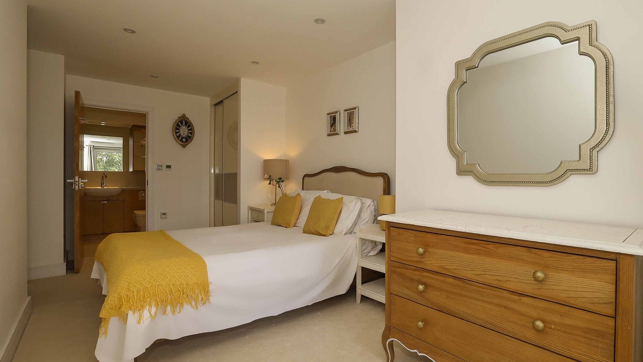 Photo of Bedroom in Canbury