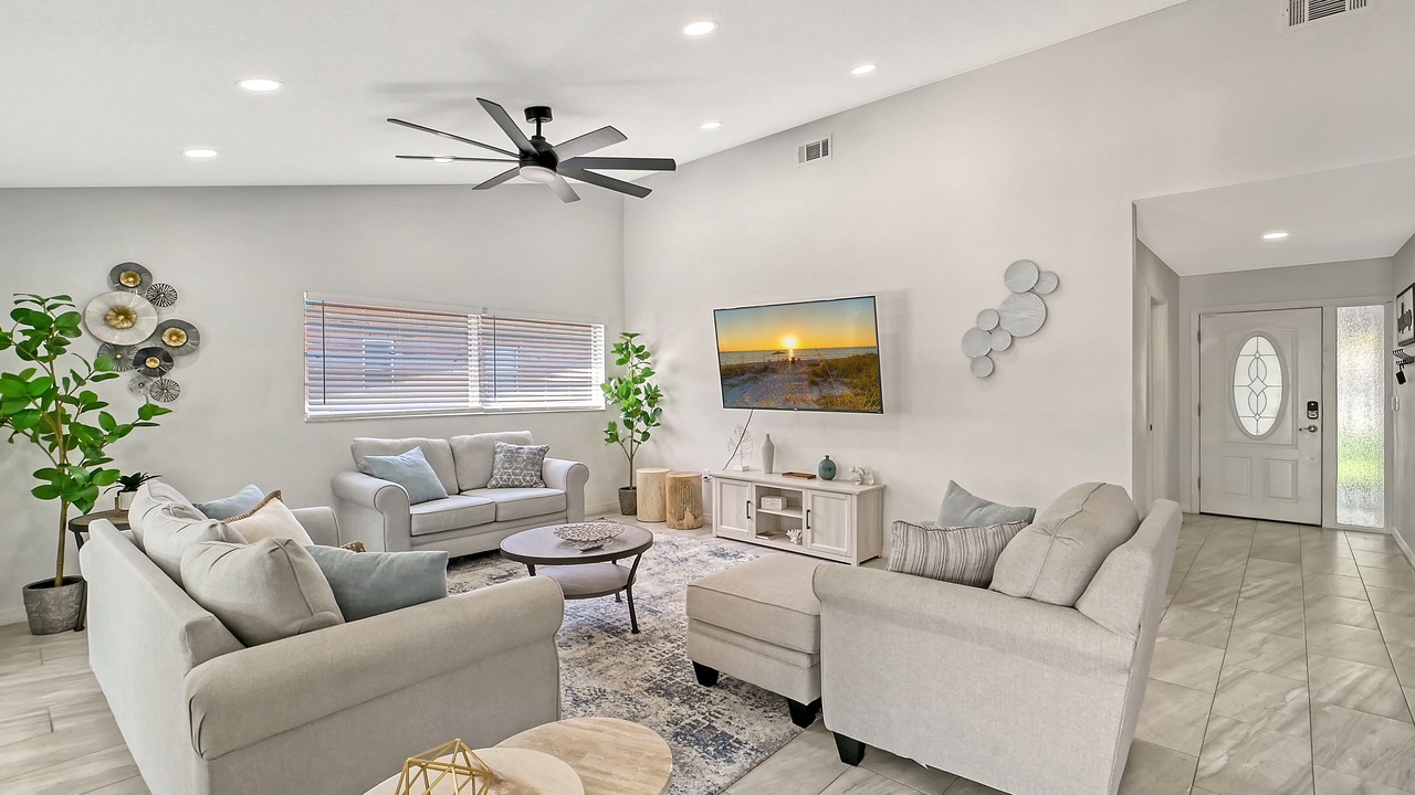 Photo of Livingroom in Trailer Estates