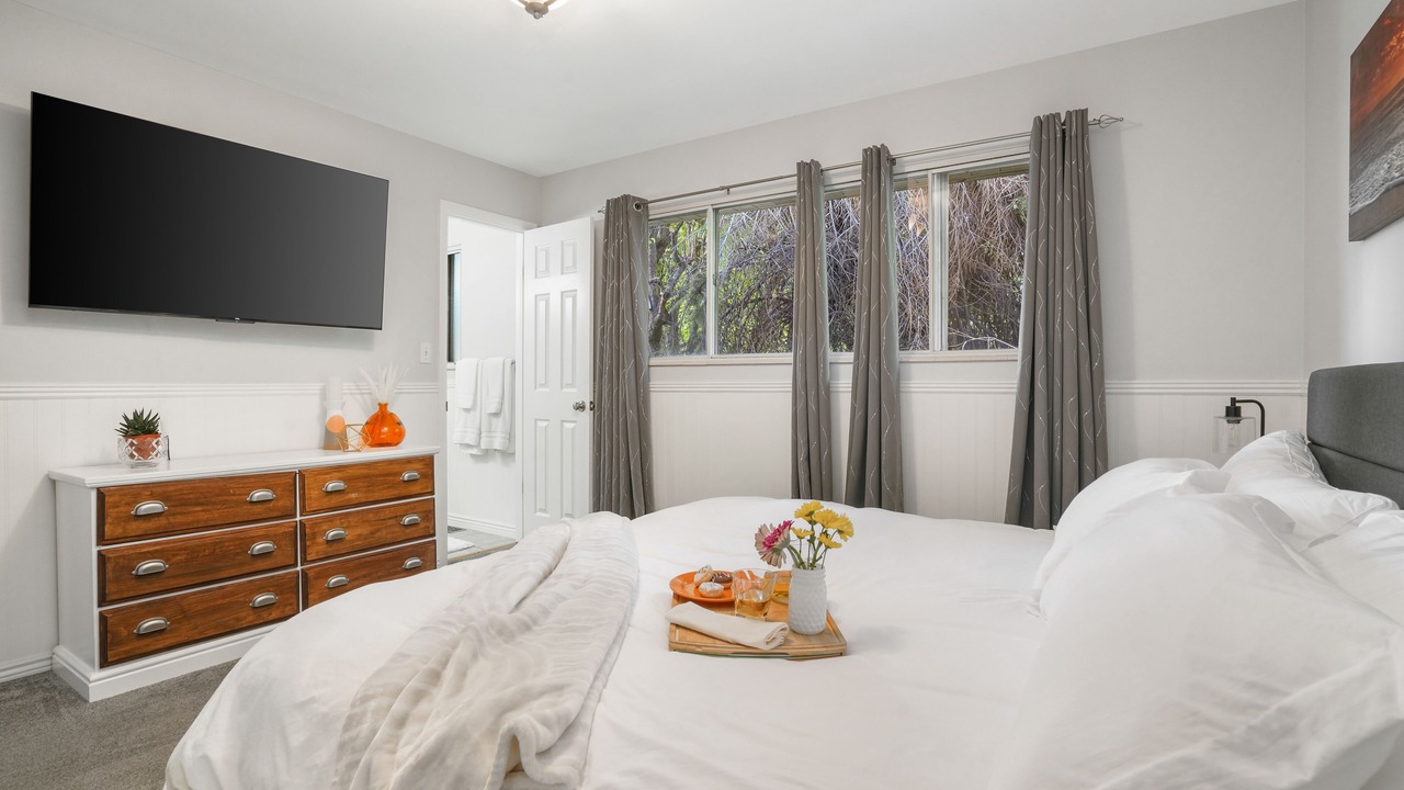 Photo of Bedroom in Millcreek