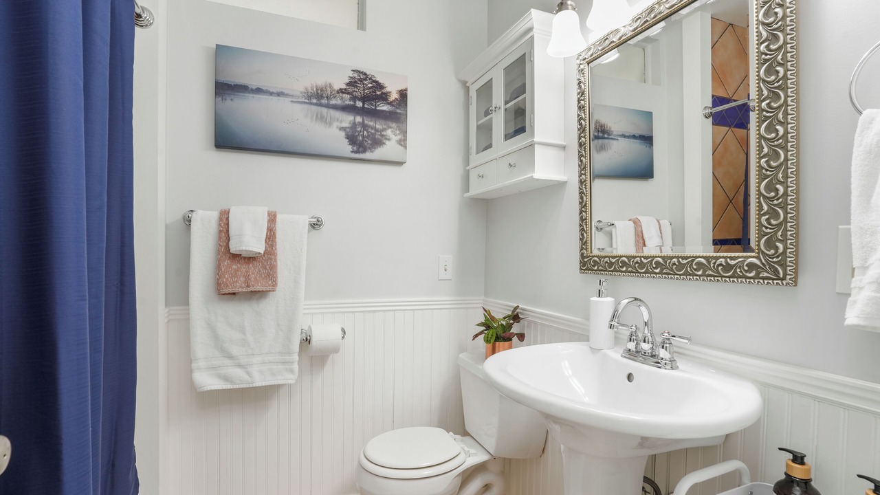 Photo of Bathroom in Millcreek