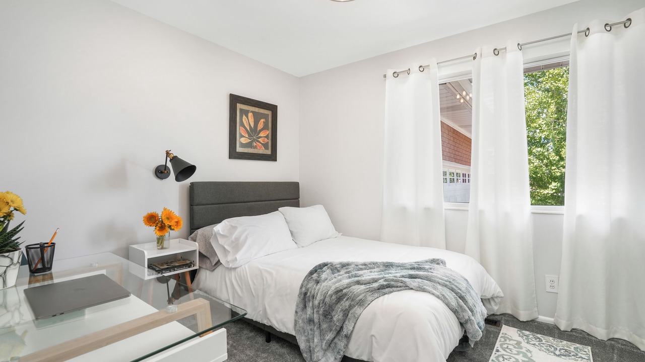 Photo of Bedroom in Millcreek