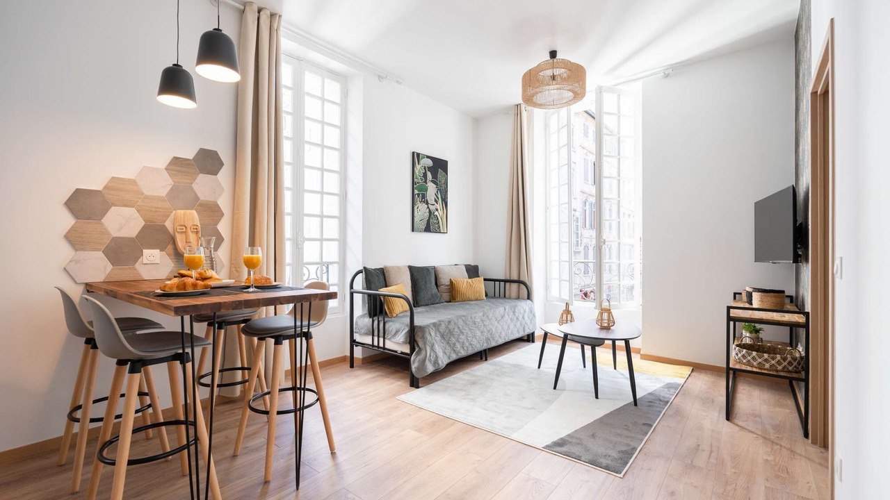 Photo of Livingroom in 1st Arrondissement