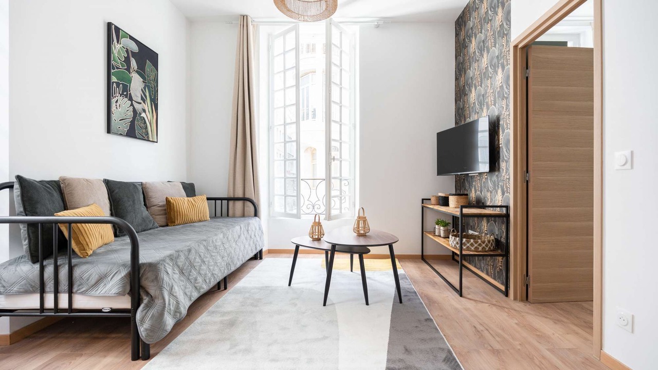 Photo of Livingroom in 1st Arrondissement