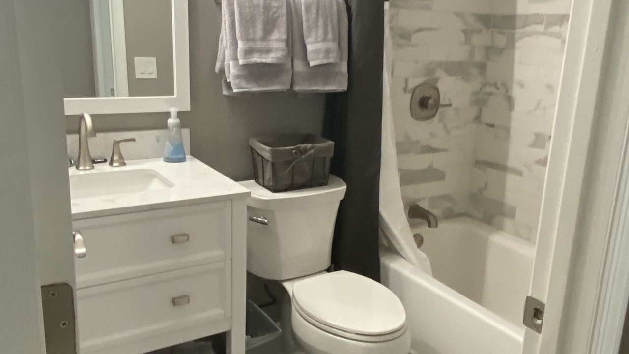 Photo of Bathroom in Plantation