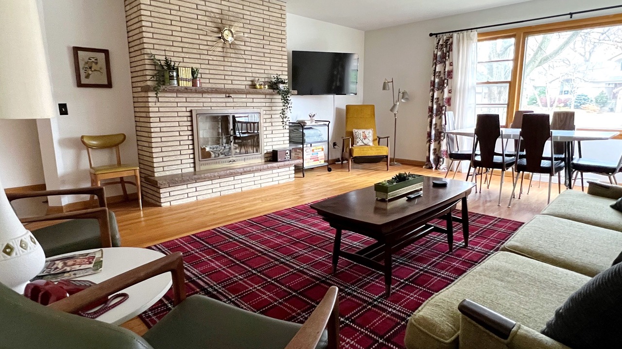 Photo of Livingroom in Monona