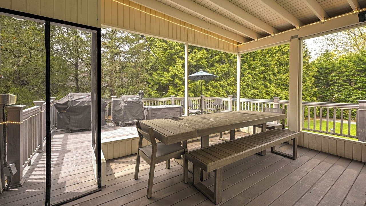 Photo of Others in Southold