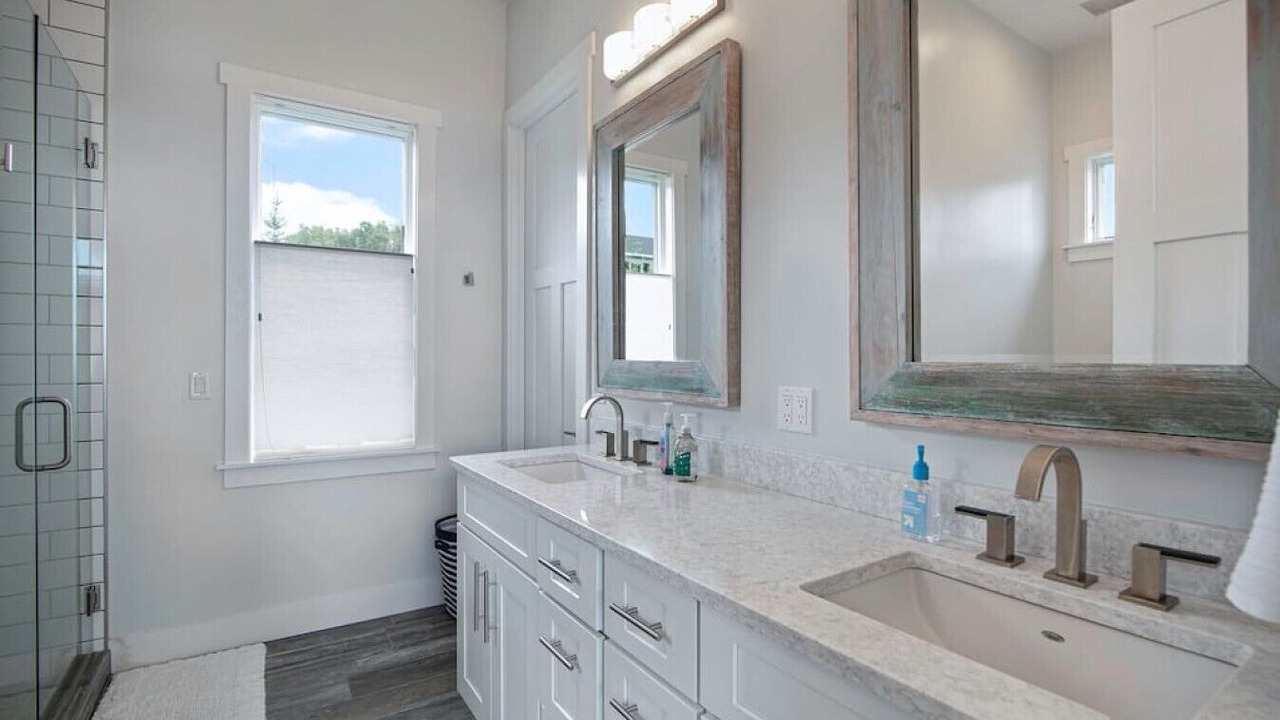 Photo of Bathroom in Fenton