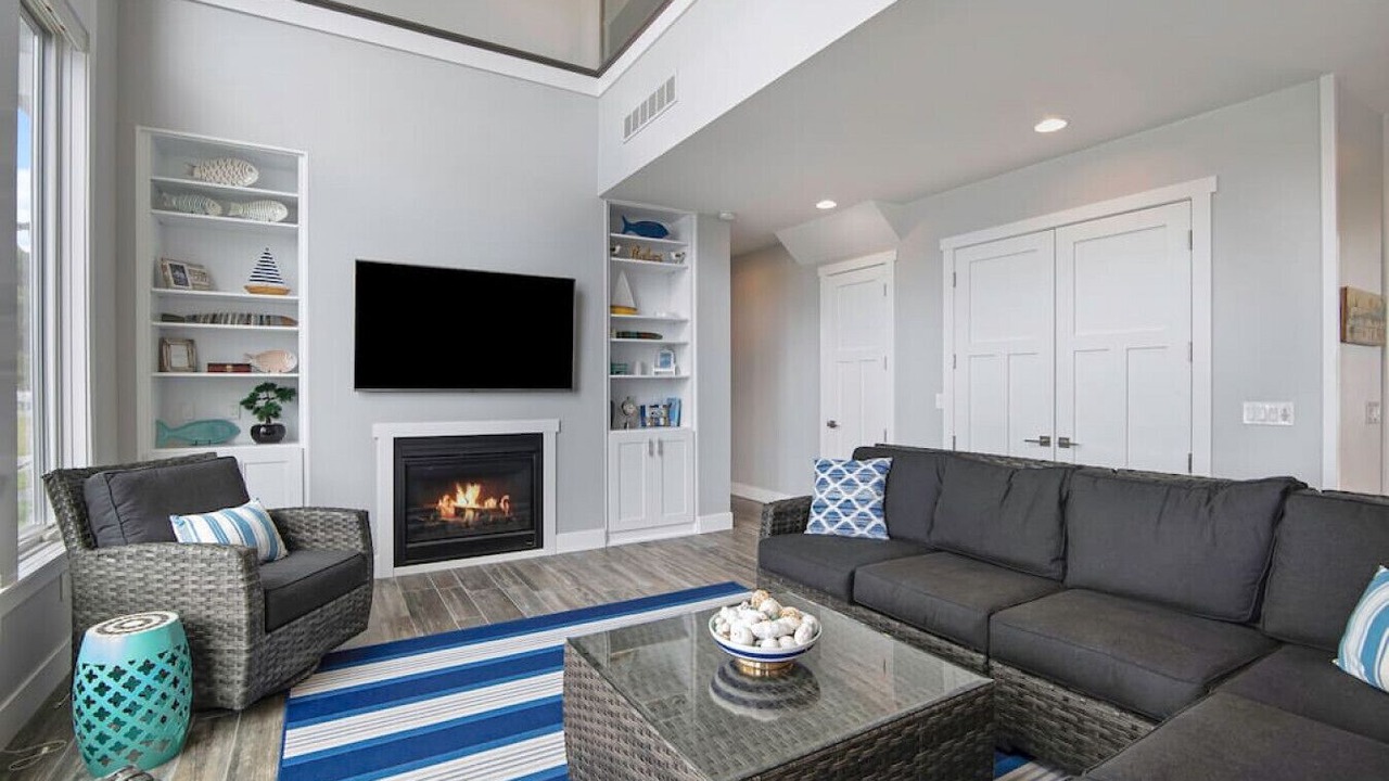 Photo of Livingroom in Fenton