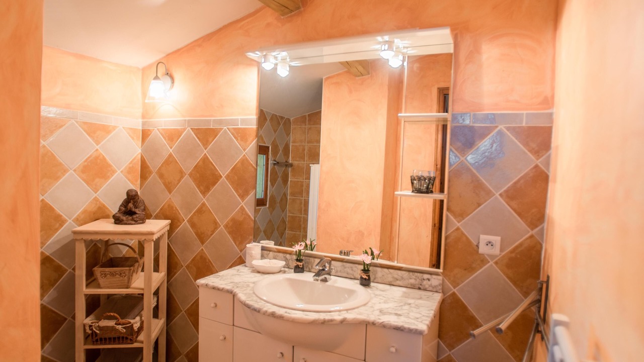 Photo of Bathroom in Barjols