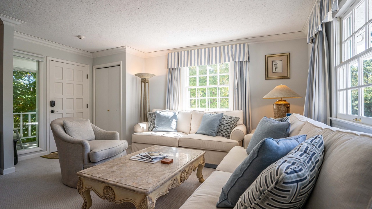 Photo of Livingroom in Carbondale