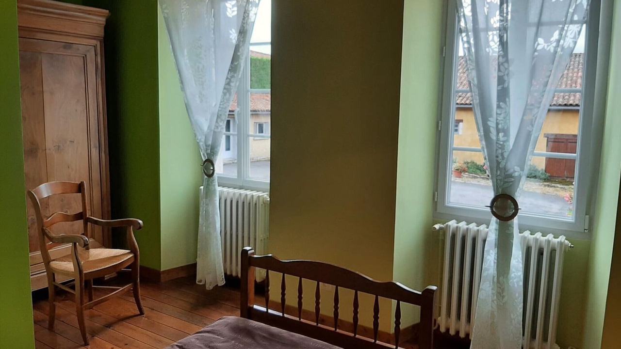 Photo of Bedroom in Champagne-Vigny