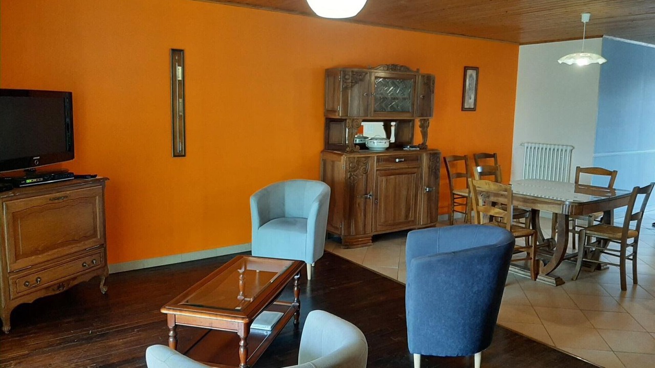 Photo of Livingroom in Champagne-Vigny