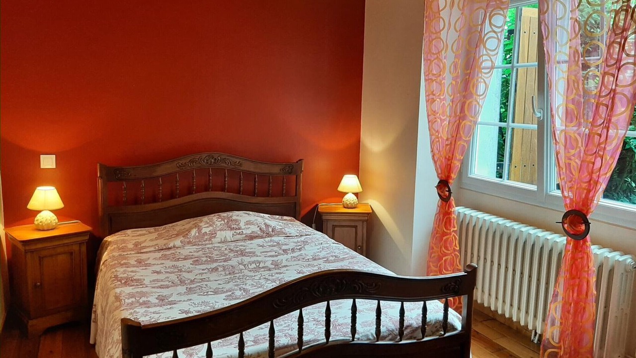 Photo of Bedroom in Champagne-Vigny