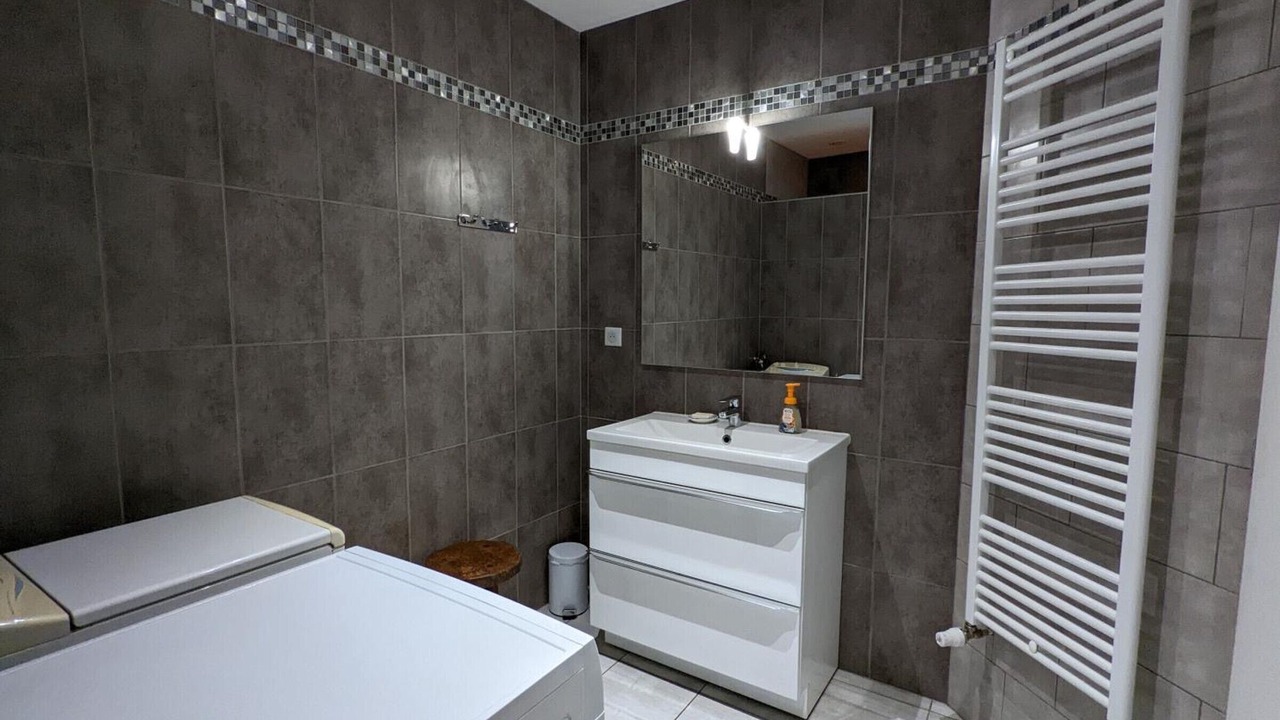 Photo of Bathroom in Cherves-Richemont