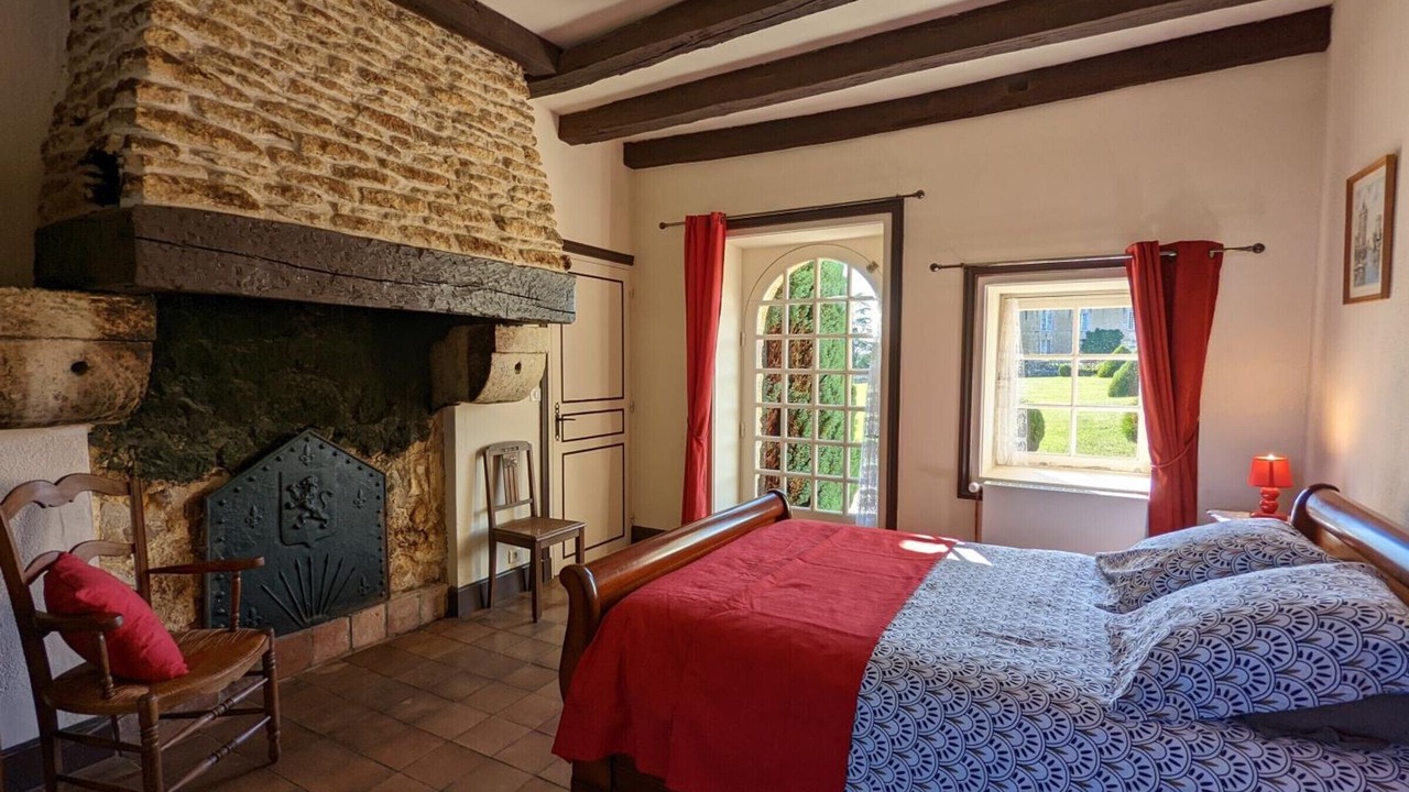 Photo of Bedroom in Cherves-Richemont