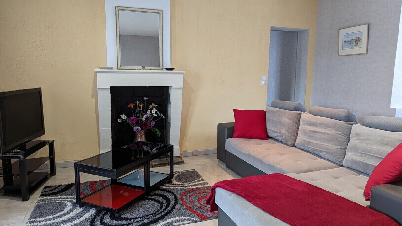 Photo of Livingroom in Cherves-Richemont