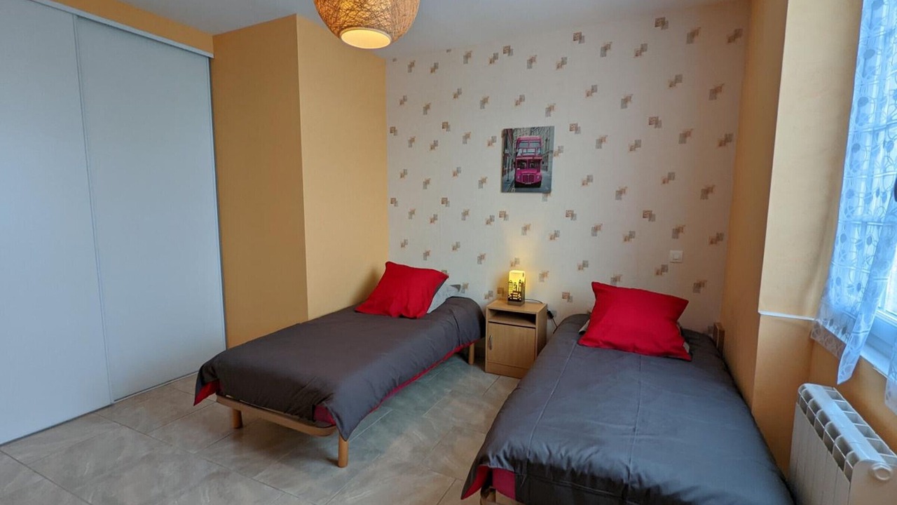 Photo of Bedroom in Cherves-Richemont