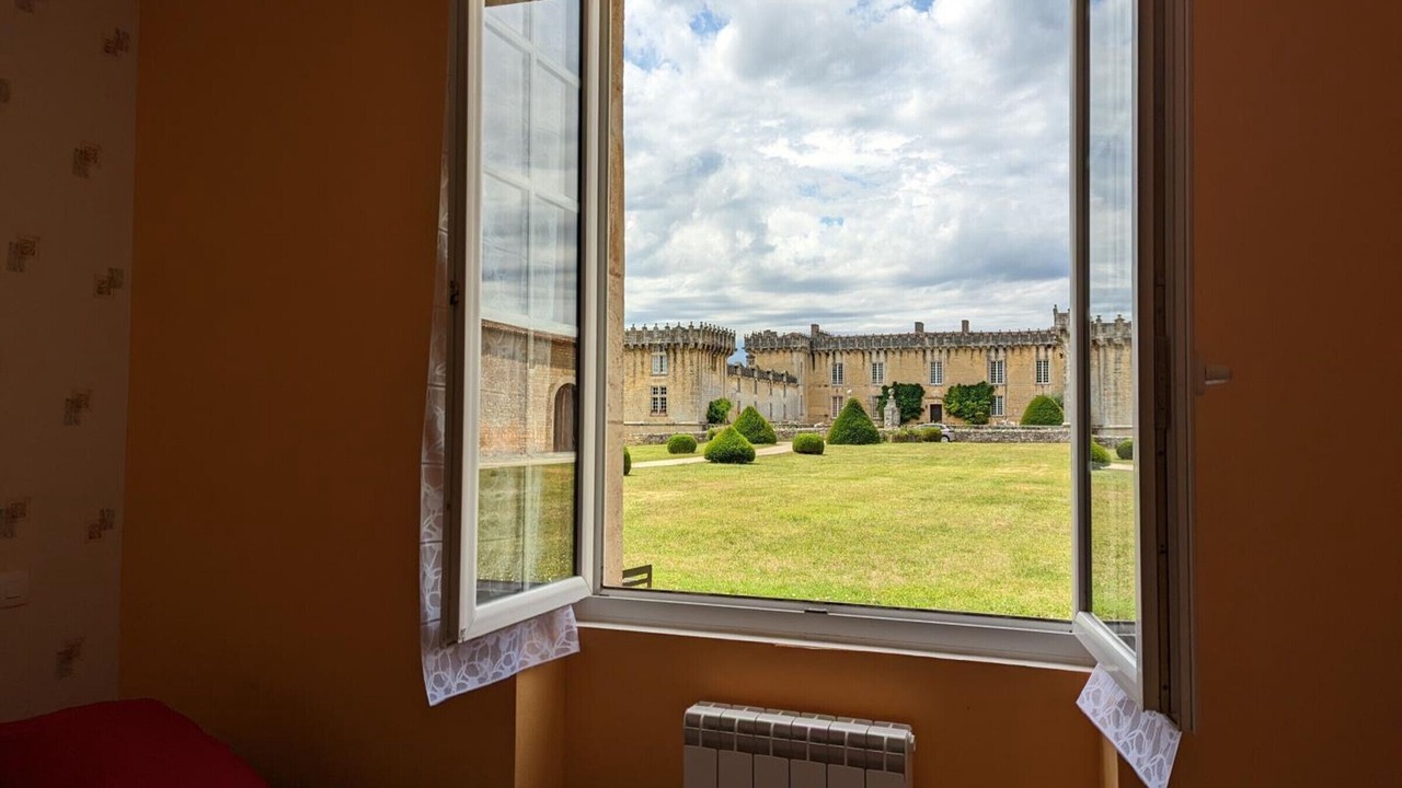 Photo of Bedroom in Cherves-Richemont