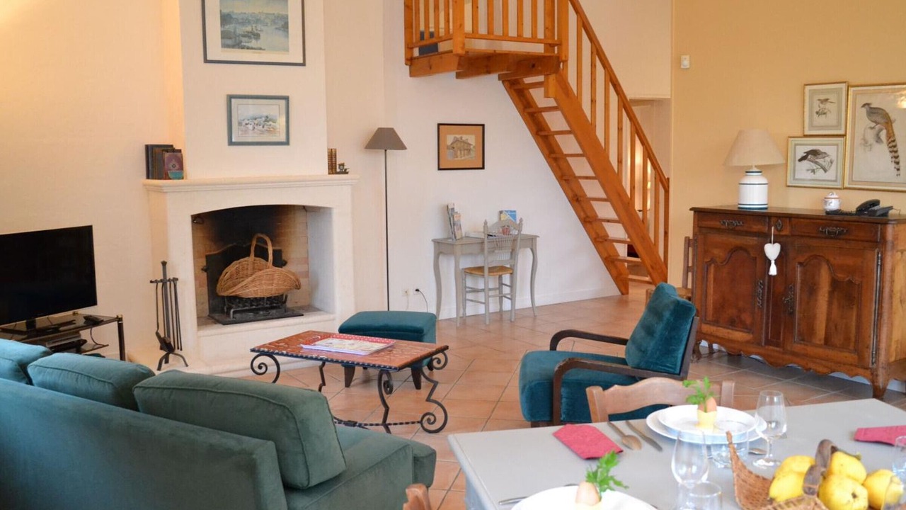 Photo of Livingroom in Saint-Cybardeaux
