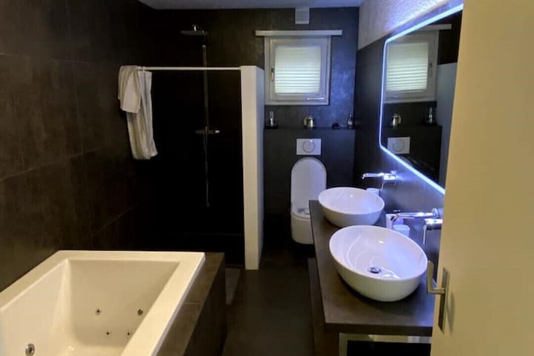 Photo of Bathroom in Silenen
