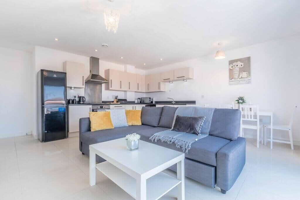 Photo of Livingroom in Langley Marish