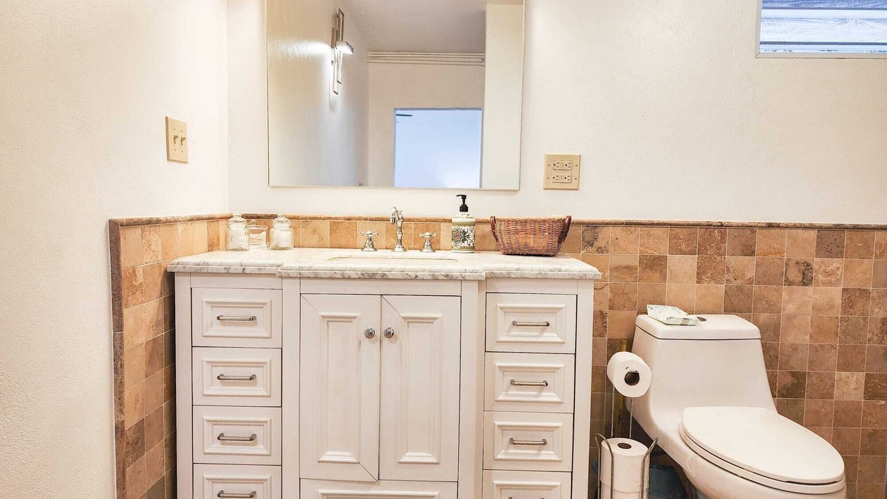 Photo of Bathroom in Estate Whim