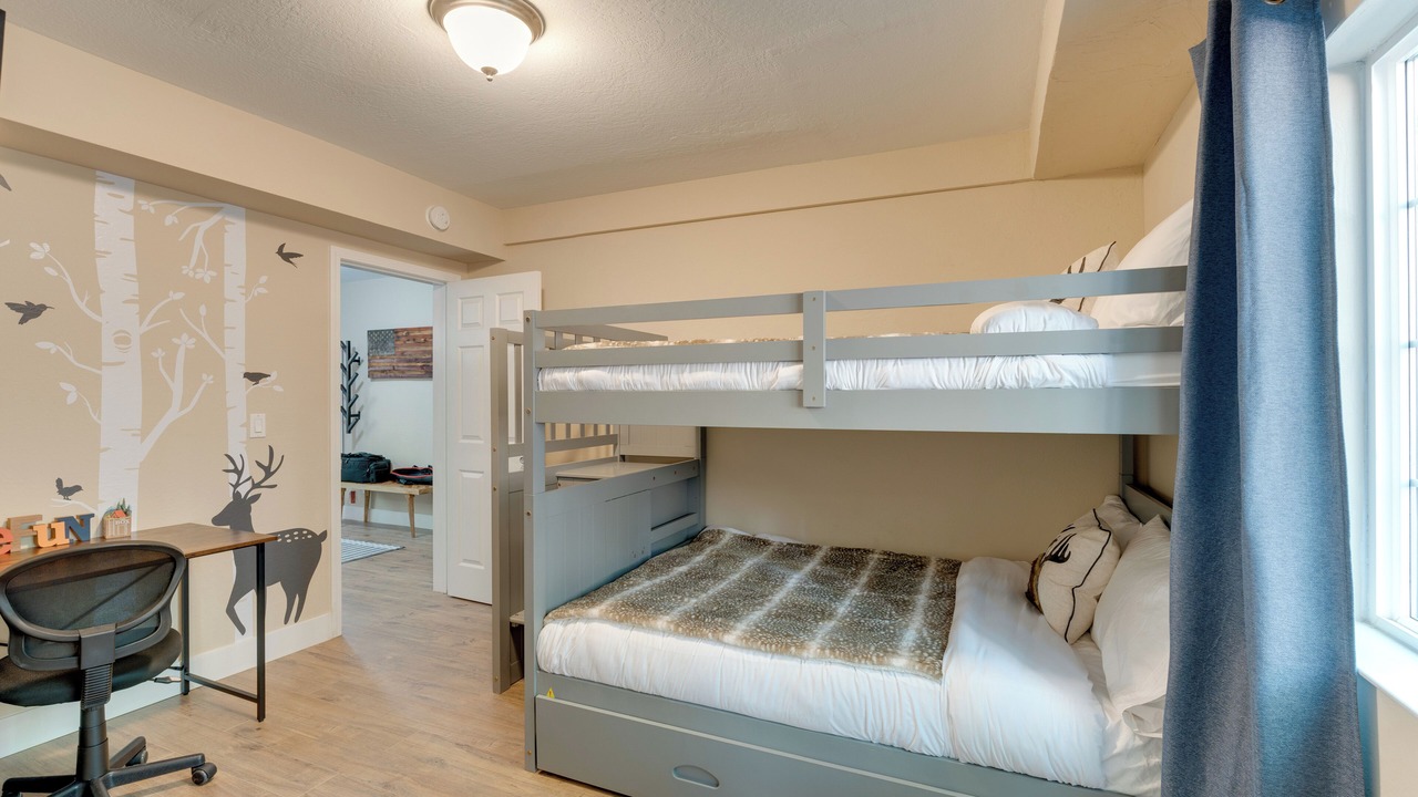 Photo of Bedroom in Pollock Pines