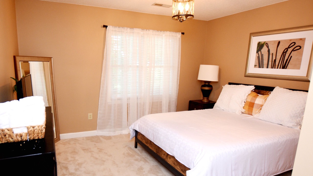 Photo of Bedroom in Jamestown