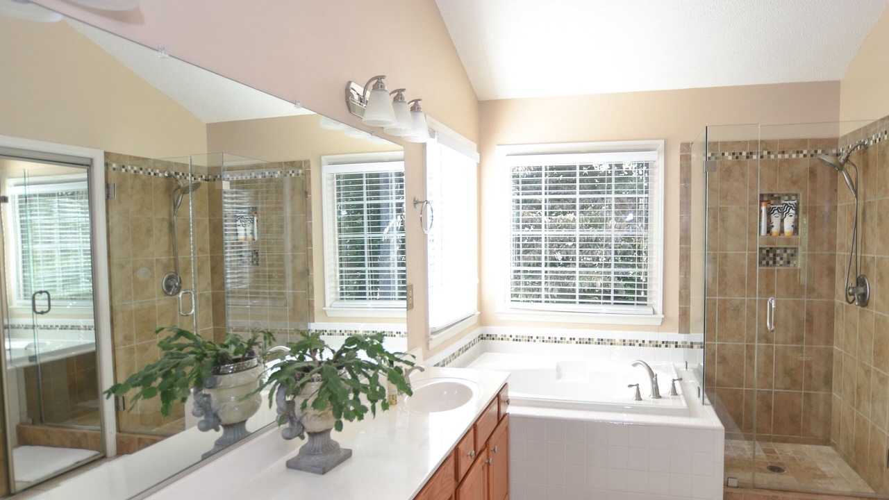 Photo of Bathroom in Jamestown