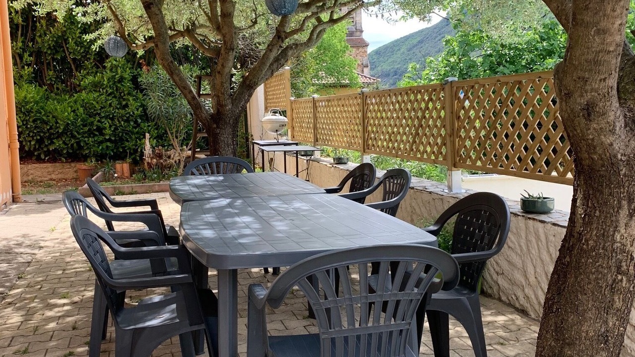 Photo of Outdoor in Besseges
