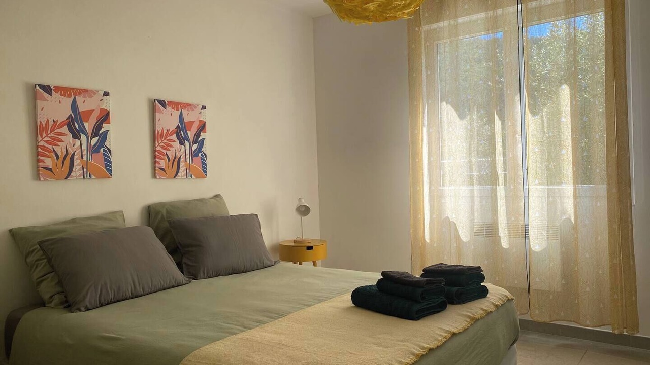 Photo of Bedroom in Besseges