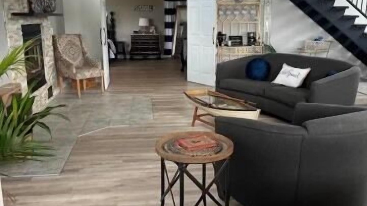Photo of Livingroom in Peoria Heights
